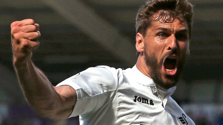 Chelsea are in talks to sign Fernando Llorente from Swansea, Sky Sports News understands