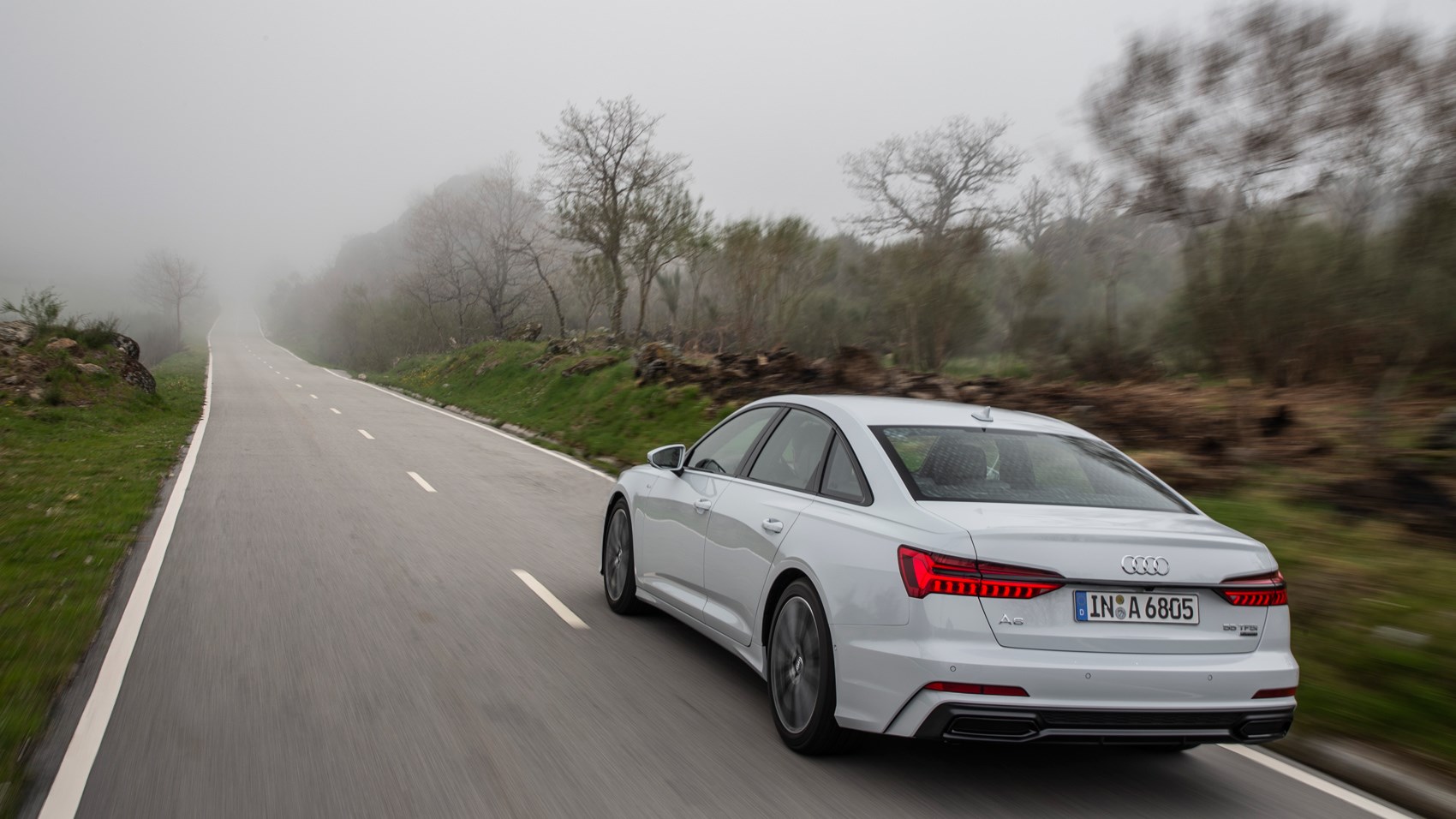 Audi A6 rear tracking