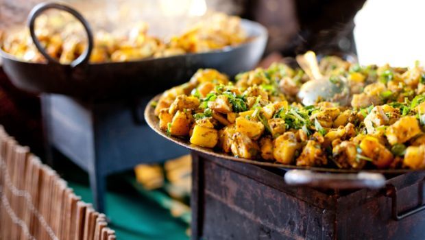 10 Best Tips On Eating Street Food In India Without Having Tummy Troubles