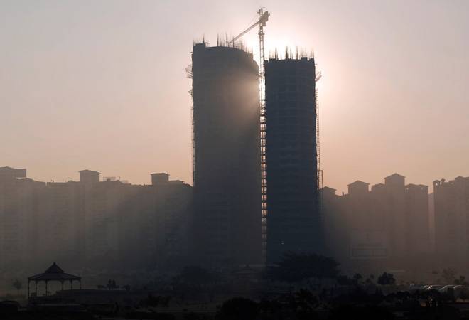 Indiabulls Housing Finance shares jump 4% on fundraising plans